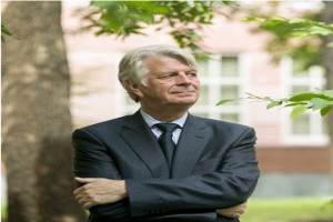 صورة المؤلف فريدريك شتاينر